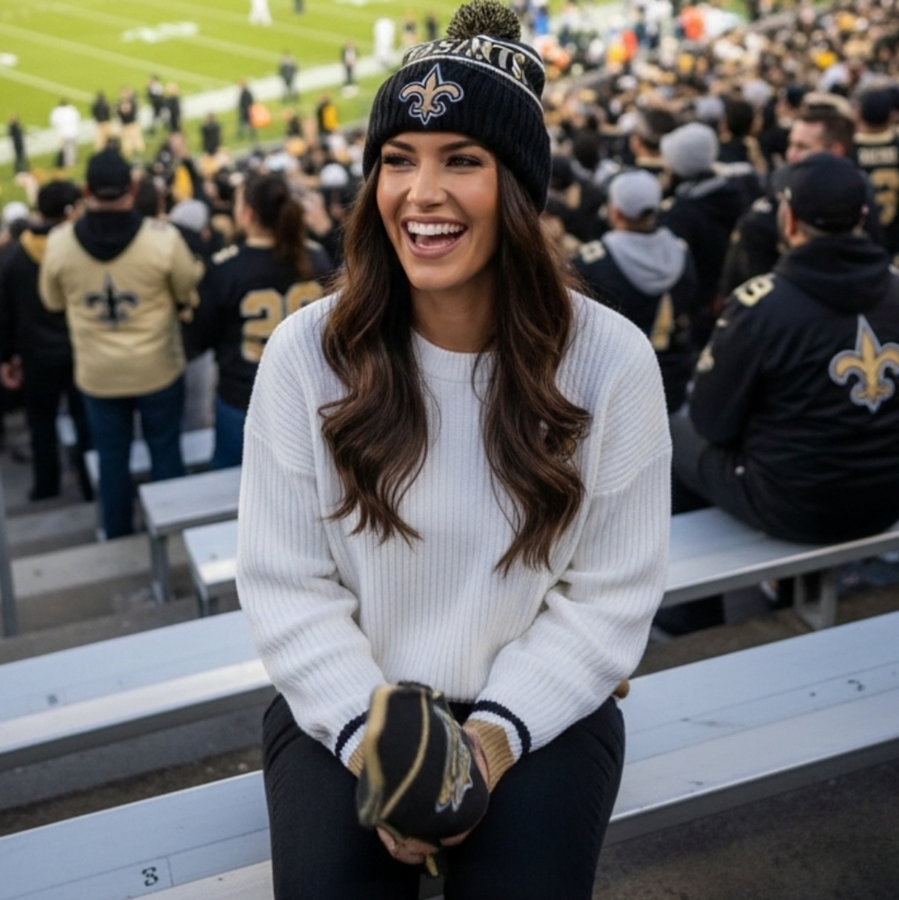 New Orleans Saints Women's Small Chunky Knit Sweater NWT